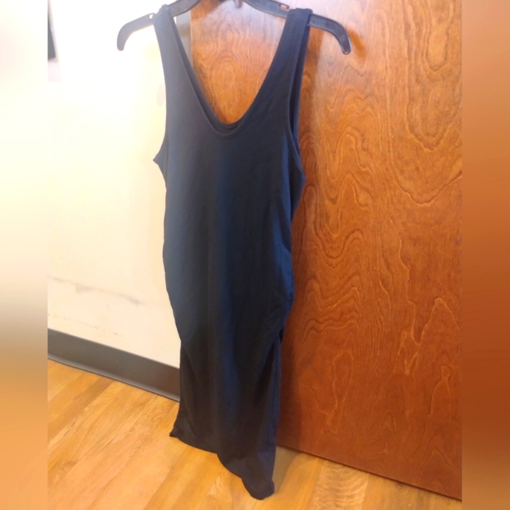A PEA IN THE POD black tank midi dress